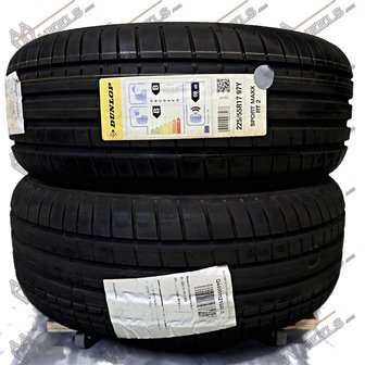 2x Dunlop Sport Maxx RT2 225/55R17 97Y (225 55 17)