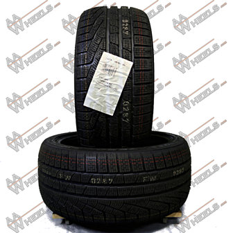 2x Pirelli W240 Sottozero Serie II MO 235/40R18 95V (235 40 18)