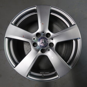 Mercedes E klasse W212 18 inch originele velgen A2124011302 | A2124011402