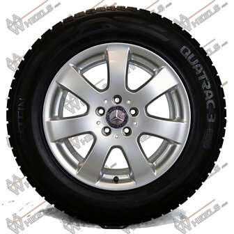 Mercedes R klasse W251 17 inch originele velgen A2514011002 | All Season