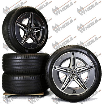 Mercedes C klasse W206 AMG 18 inch originele velgen A2064011700 | A2064011800 | Zomerbanden