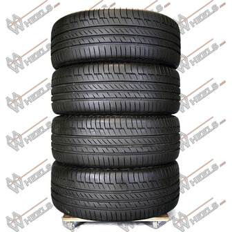 Mercedes Vito eVito V klasse W447 19 inch originele velgen A4474011500 | Zomerbanden