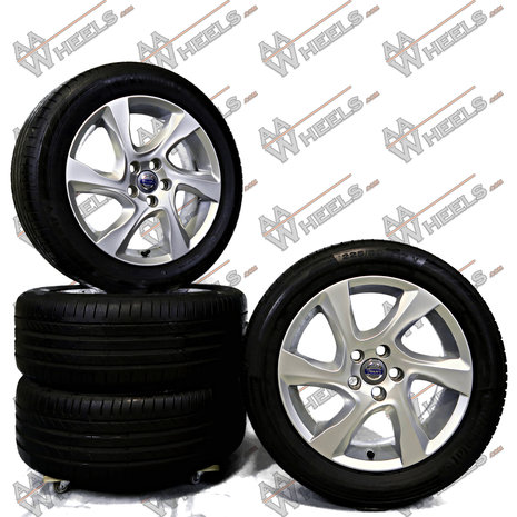 Volvo V40 Larenta 17 inch originele velgen 31381859