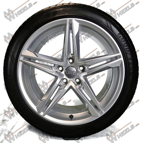 Audi A5 F5 8W S line 18 inch originele velgen 8W0601025DE