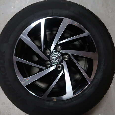 Volkswagen Tiguan 5NA 17 inch originele velgen 5NA601025T | Zomerbanden