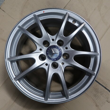 Mercedes A klasse B klasse CLA 16 inch originele velgen A2464011302