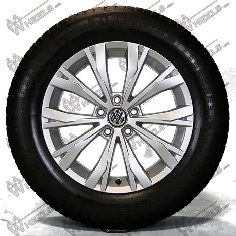 Volkswagen Tiguan 5N Montana 17 inch originele velgen 5NA601025 | Zomerbanden